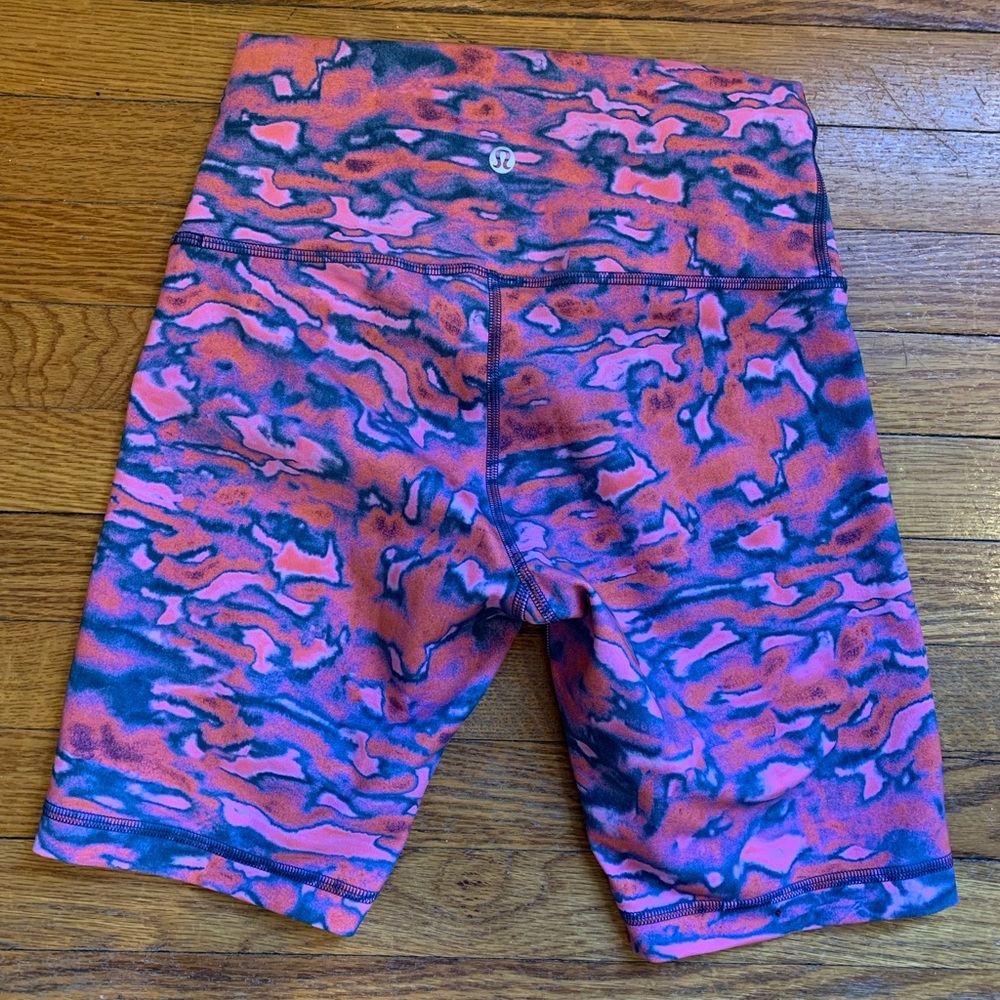 Lululemon WUNDER TRAIN HIGH-RISE SHORT 8"